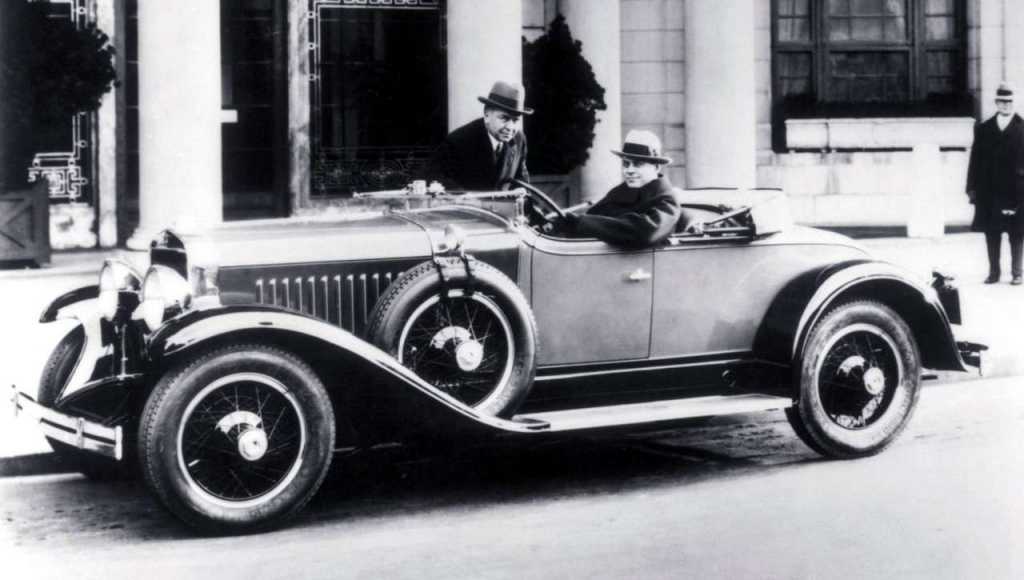 Cadillac-LaSalle-1927-1280-01.jpg