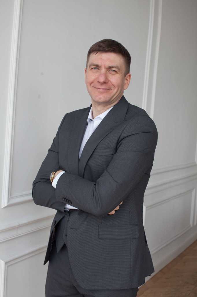Антон Веселов.jpg