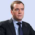 Медведев остался премьером, новые «майские указы», повышение пенсионного возраста 