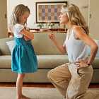 Личные границы у детей. Ситуации, когда ребенок постоянно требует любви