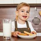 Клинический психолог об отношениях детей с едой: тяга к сладкому, прием пищи с телефоном и РПП