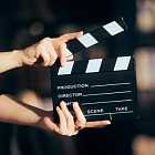 Конкурс красоты для искусственного интеллекта. Новый фильм с Памелой Андерсон. Свеча с чесночным соусом