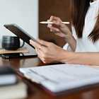 Литературный критик Валерия Пустовая о тренде на рассказы и факт-чекинге в книгах