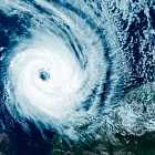 Северо-атлантический циклон в Москве. Сколько дней нужно работать, чтобы купить iPhone 15 Pro?