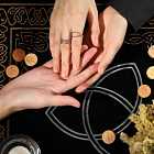 В Москве продают «шапочки» от куличей к Пасхе. В Госдуме хотят увеличить штрафы для гадалок